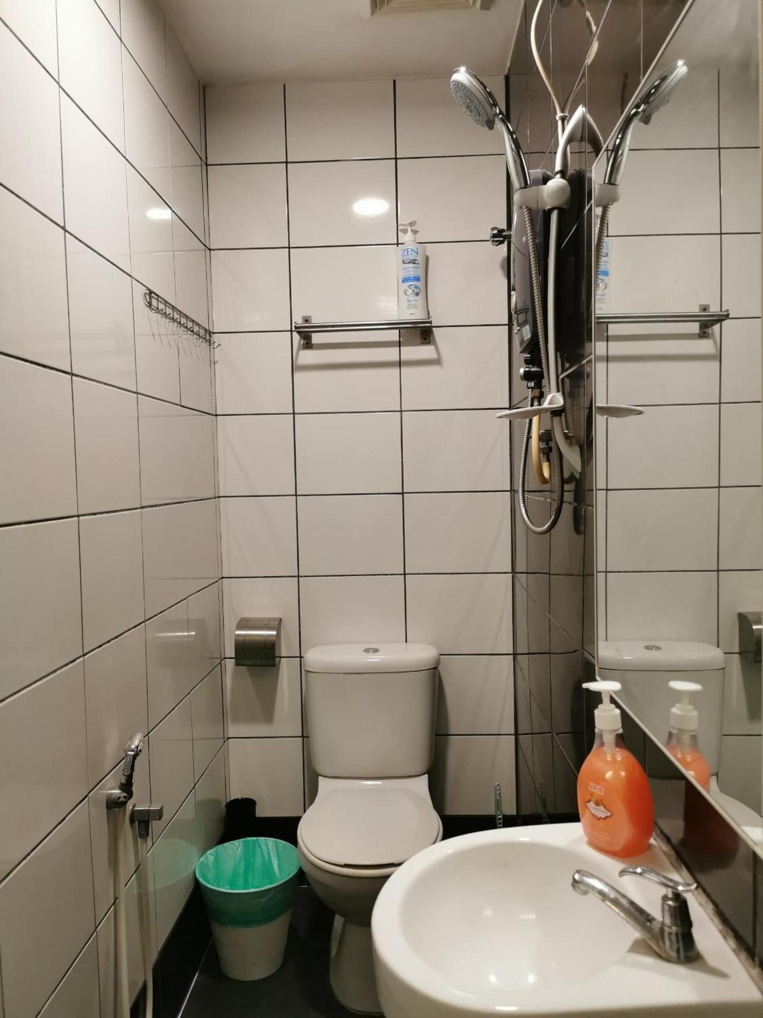 Autumn Guesthouse'S Near Jalan Alor Bukit Bintang Куала-Лумпур Экстерьер фото